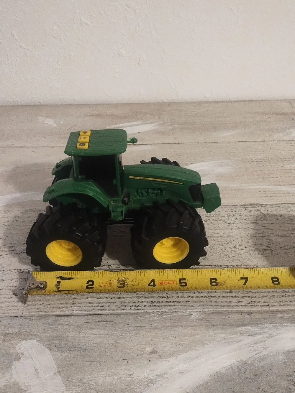 John Deere Toy Tractor Green Yellow  Big Wheels